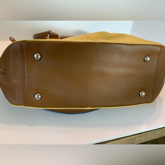 TIGNANELLO Pebble Grain Leather Purse - Picture 9 of 14